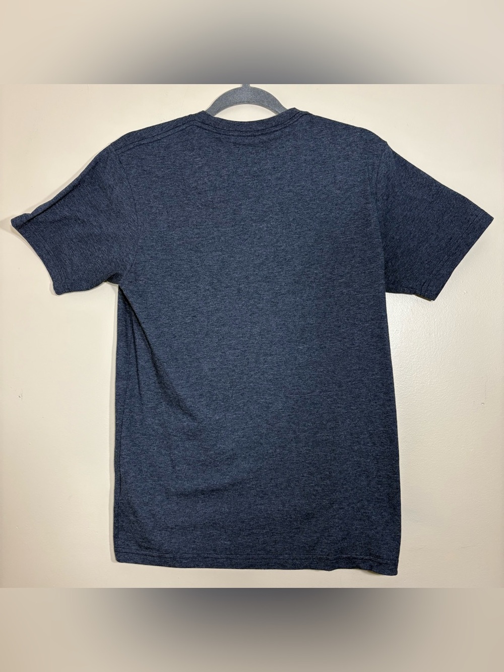 Patagonia Flying Fish Slim Fit Navy Heather Graphic Tee- men’s S - Picture 4 of 8